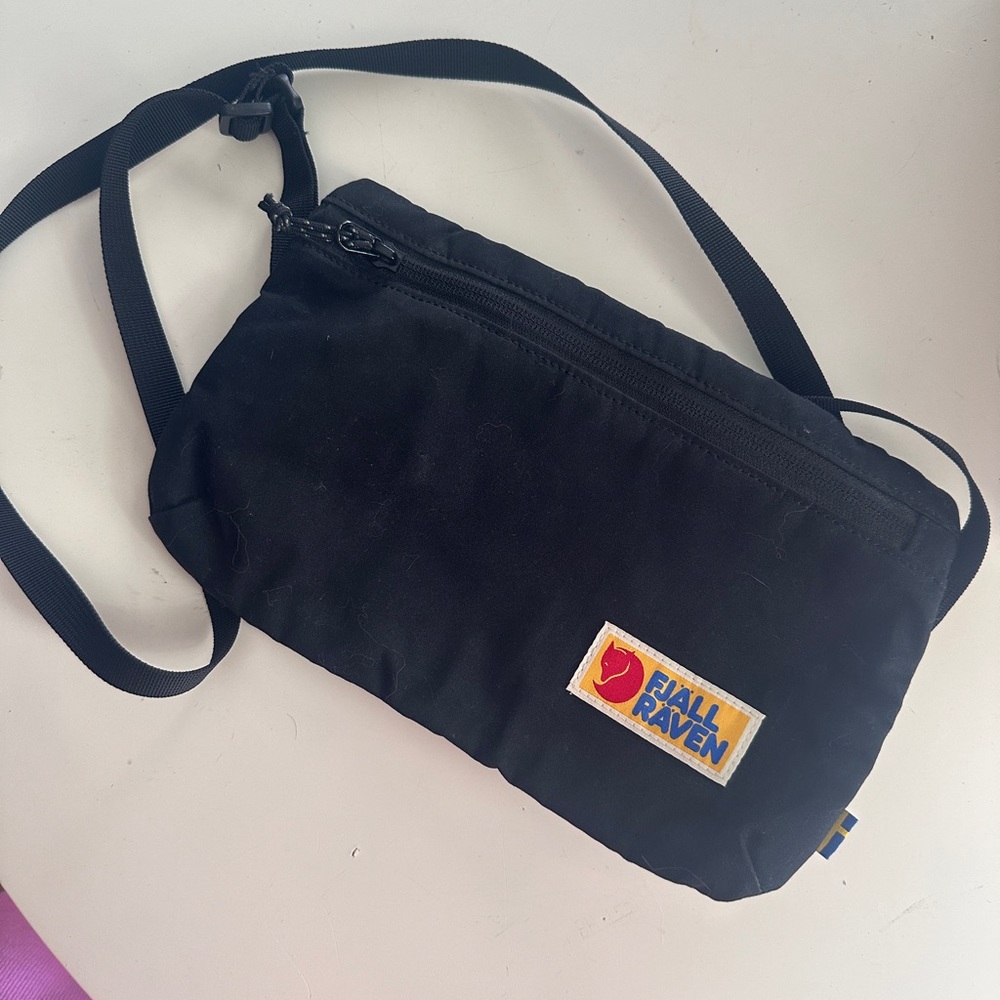 FJALLRAVEN Black Crossbody Bag/pouch